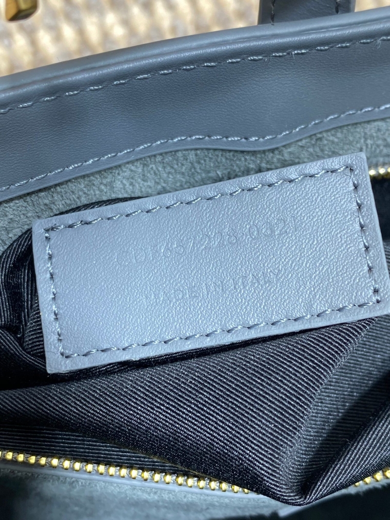 Y51 hobo bags